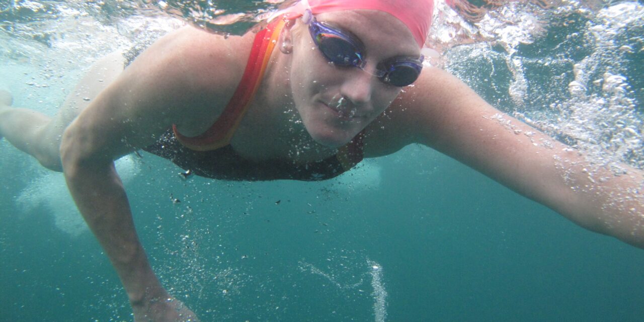 04/04/2012 – Knobbly Swim